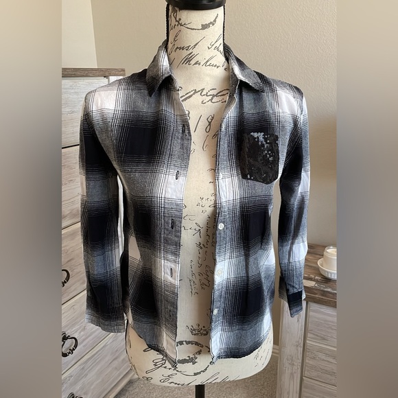 Arizona Jean Company Other - Arizona Jean co. Plaid flannel